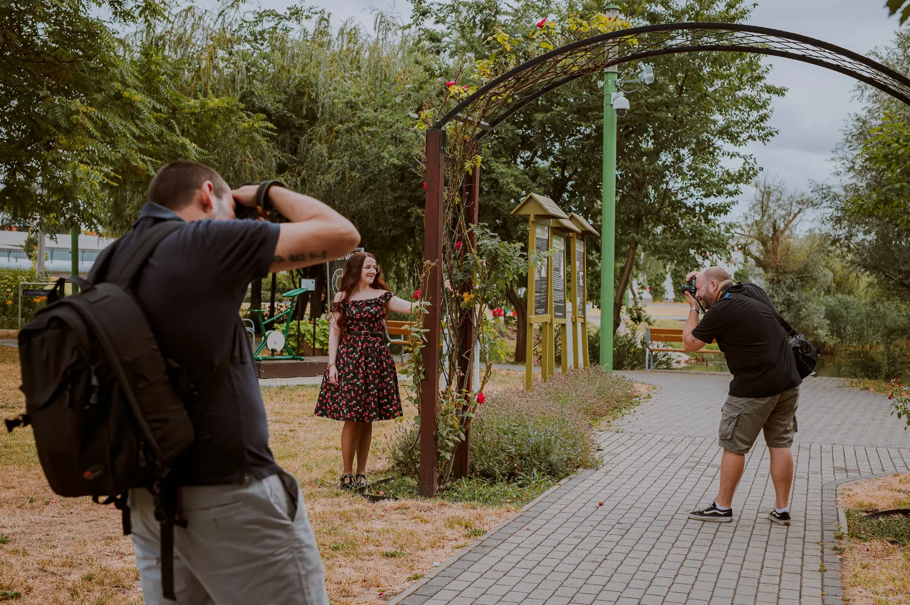 Kültéri portréfotózás gyakorlata a fotográfus képzésen